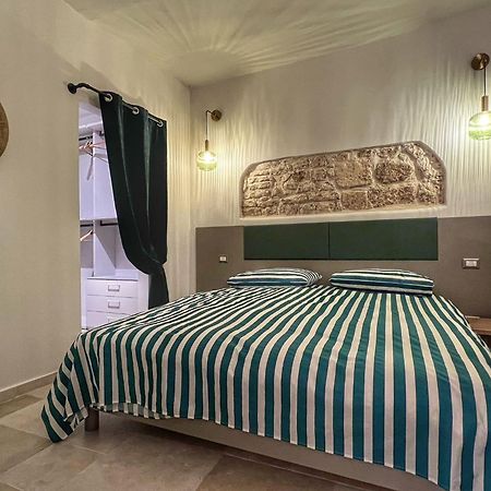 Amay City Suite Bari Bagian luar foto