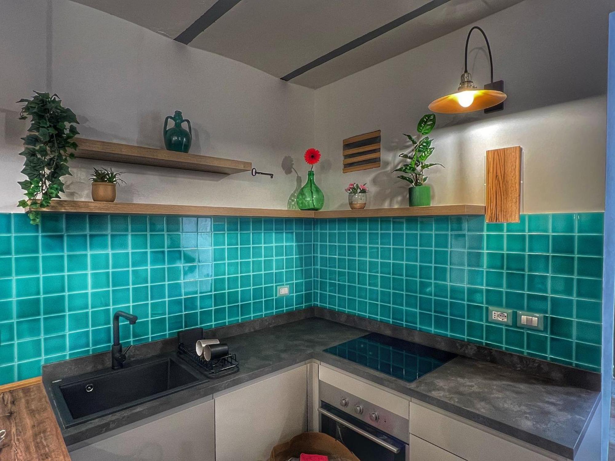 Amay City Suite Bari Bagian luar foto